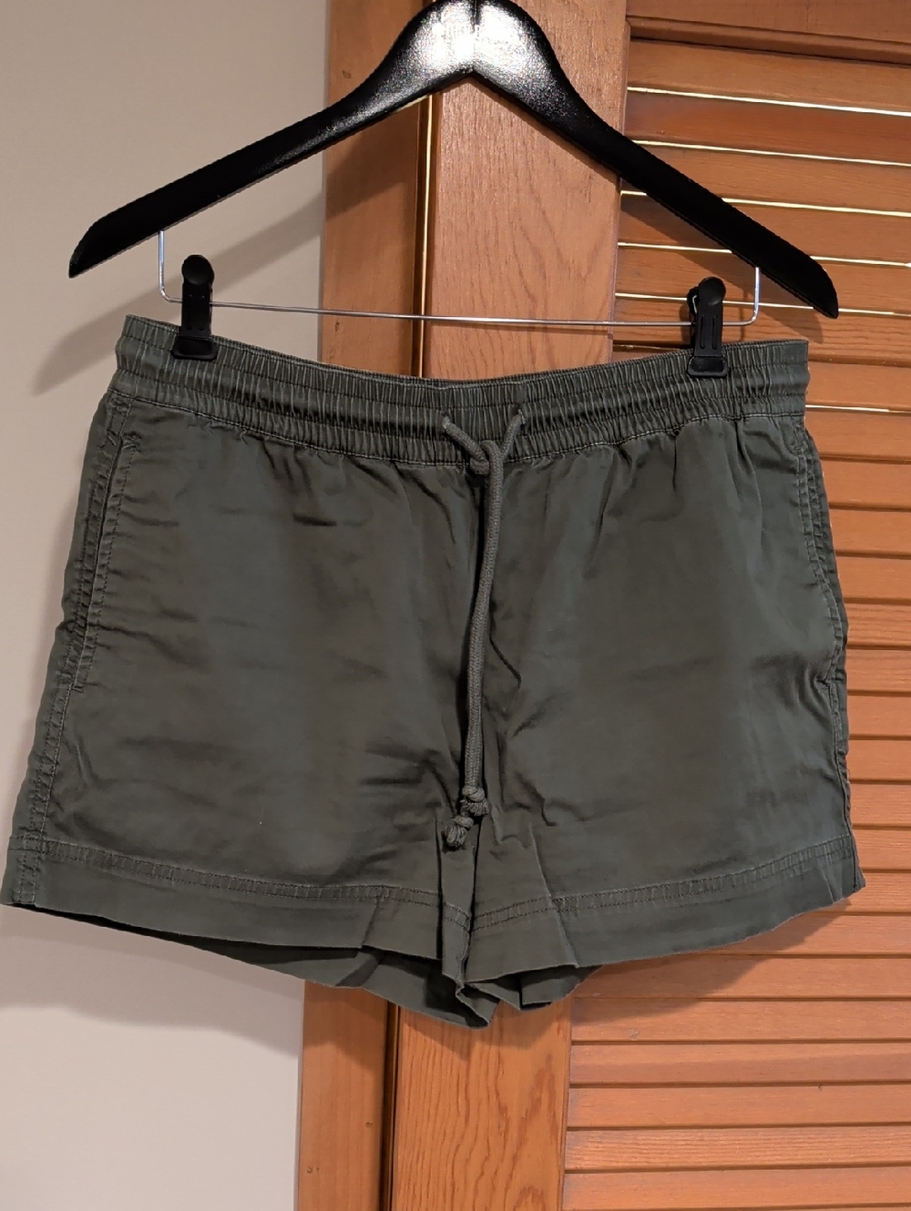 Lou & Grey Olive Drawstring Shorts